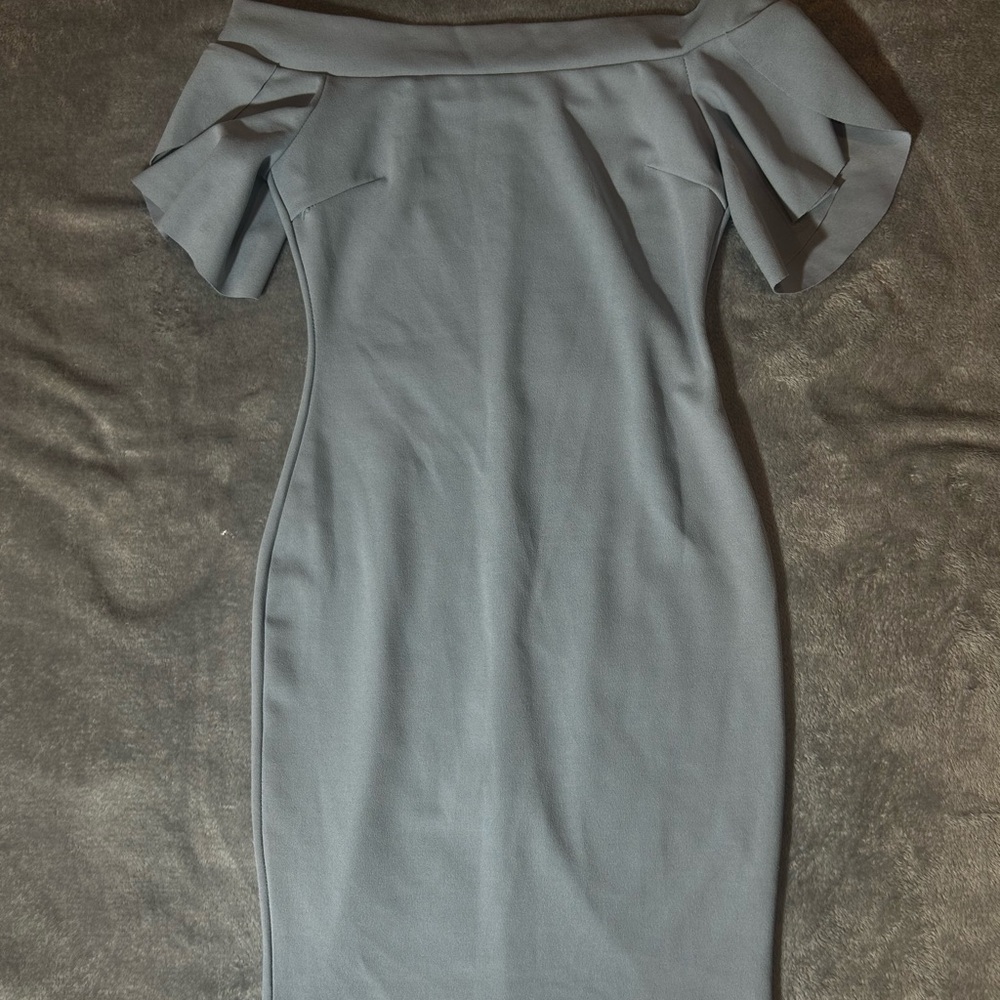 Chic Off-Shoulder Gray Midi Dress